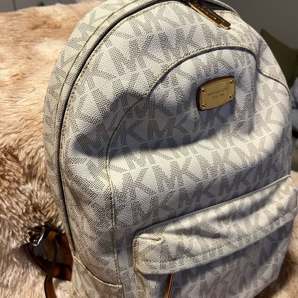 Micheal back pack